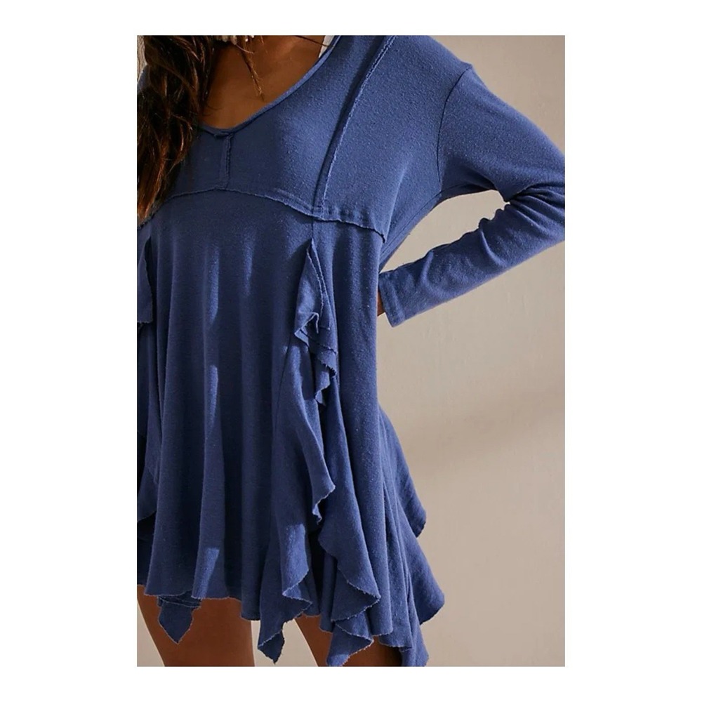 Navy Ruffle-Hem Long Sleeve Women's Blouse